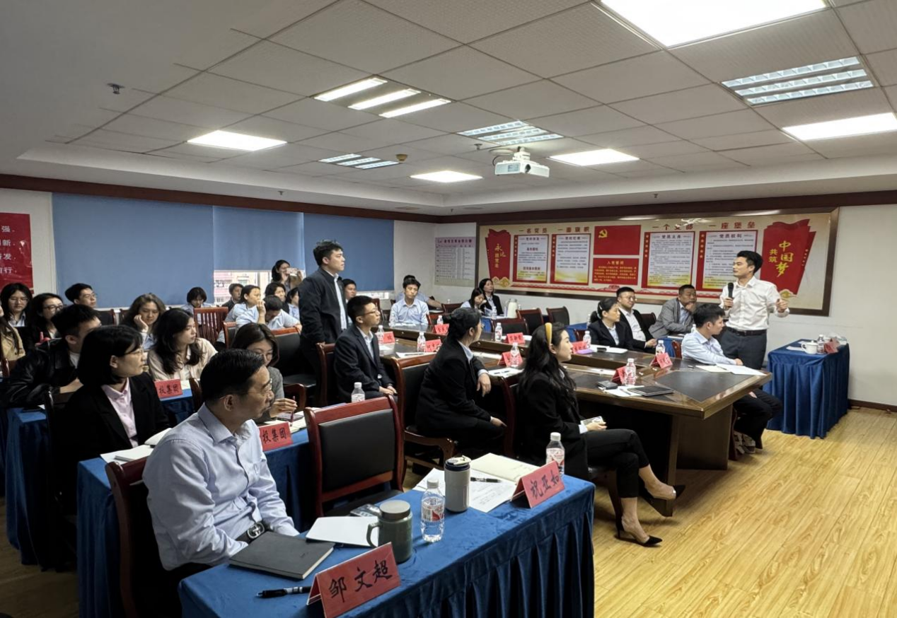 酷游九州(中国)公司携手金叶公司成功举办“AI与办公应用”专题培训(图4)