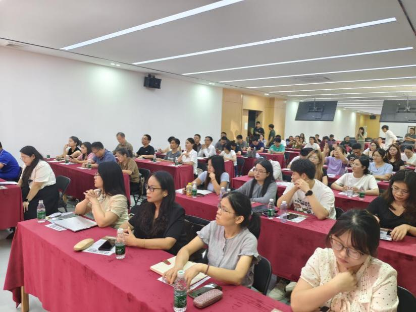 “惠聚产业 跨贸全球”-跨境电商企业运营新机遇（惠阳站）圆满举行(图1)